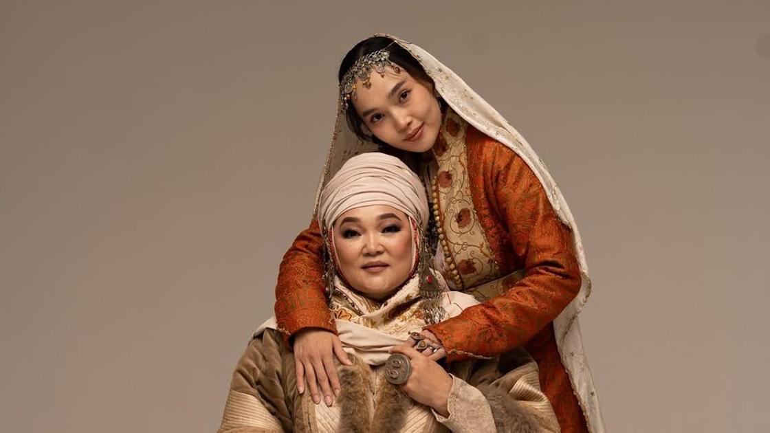 Жанар Айжанова и Айжулдыз Адайбекова