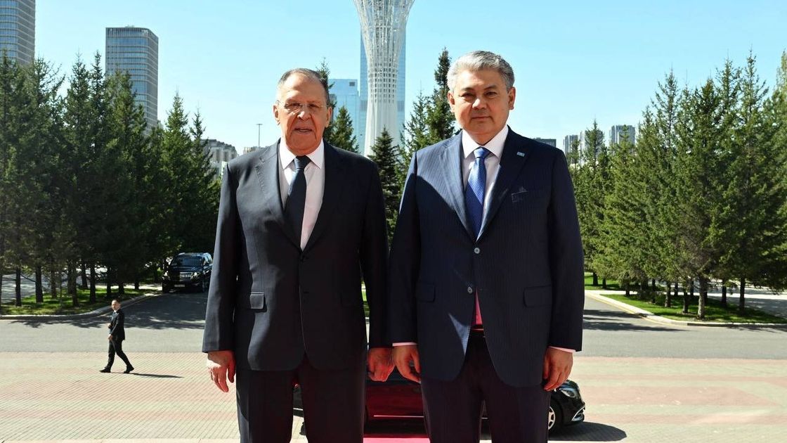 Ермек Кошербаев и Сергей Лавров