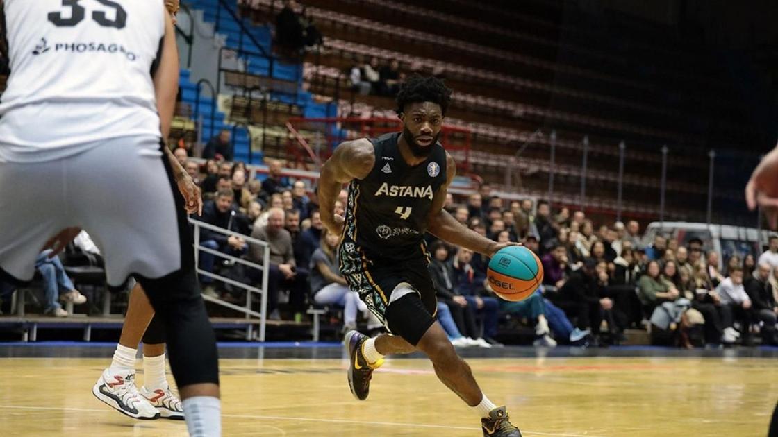 "Астана" баскетбол клубының ойыншысы Утоми Узоднима