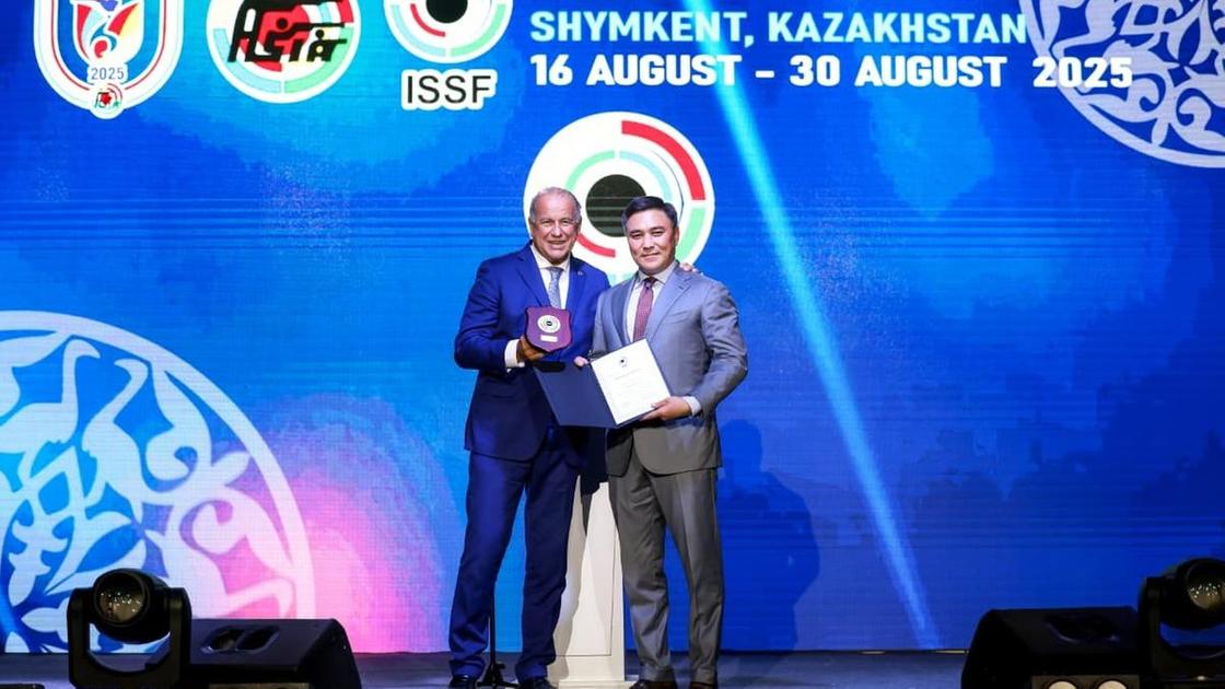 старт XVI чемпионата Азии по пулевой и стендовой стрельбе