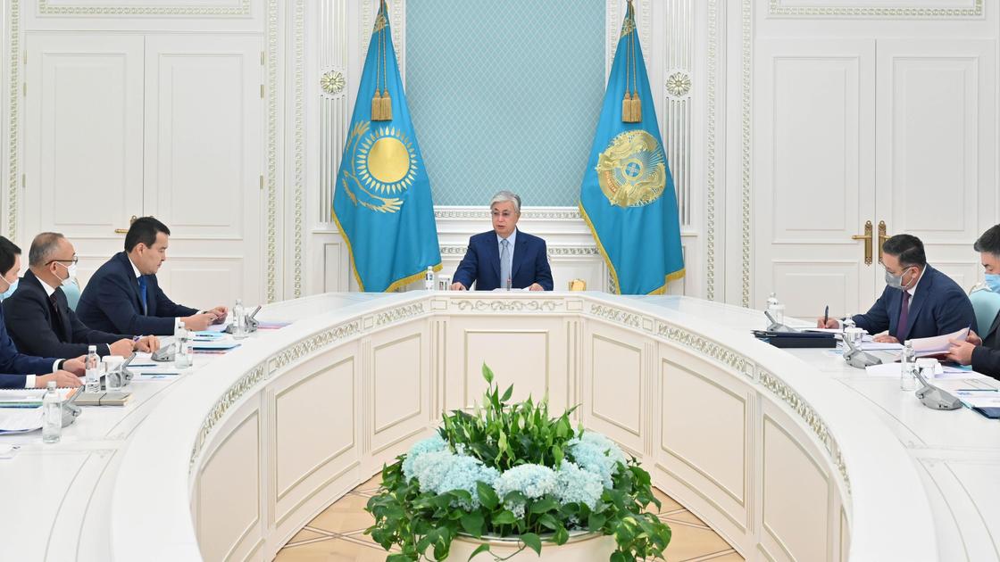 Касым-Жомарт Токаев провел совещание по экономическим вопросам