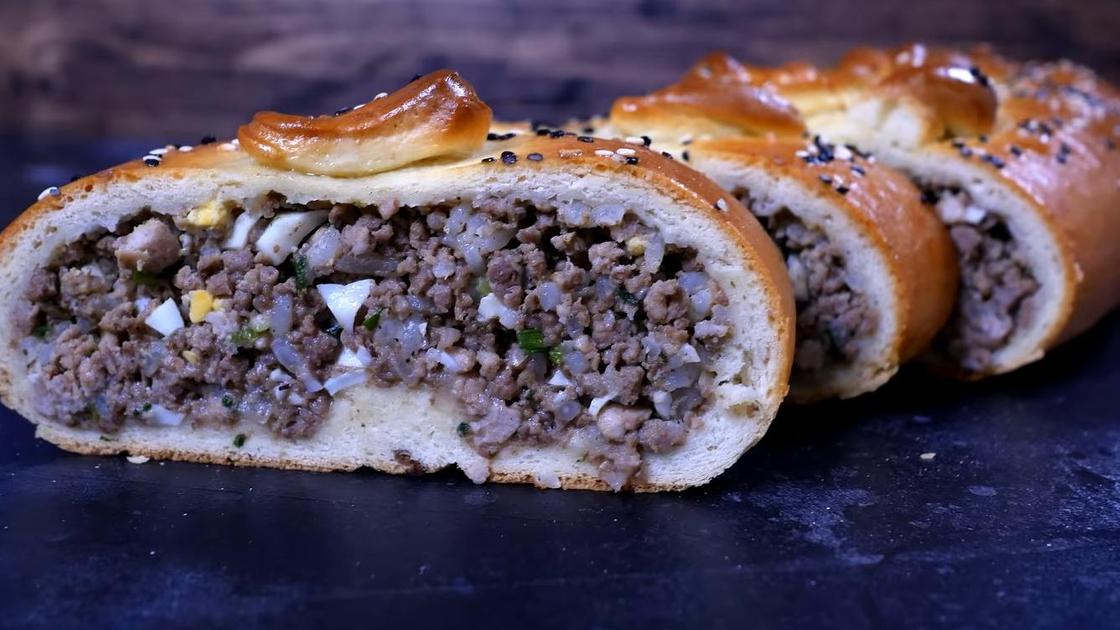 Дрожжевой пирог с картошкой, мясом и грибами рецепт с фото пошагово - горыныч45.рф