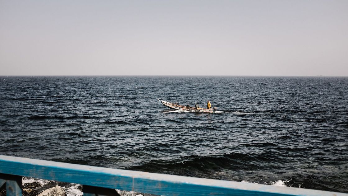Лодка в море