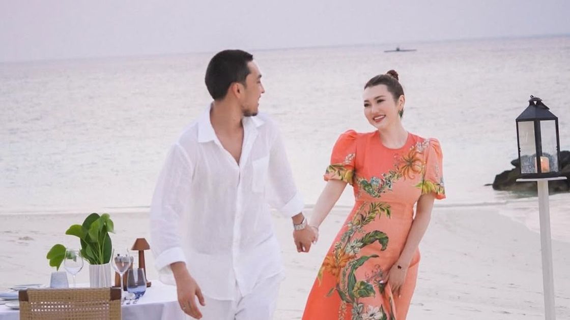 RaiM и Ерке Есмахан