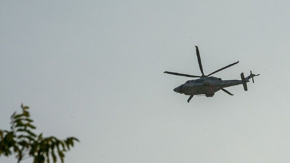 Военный вертолет