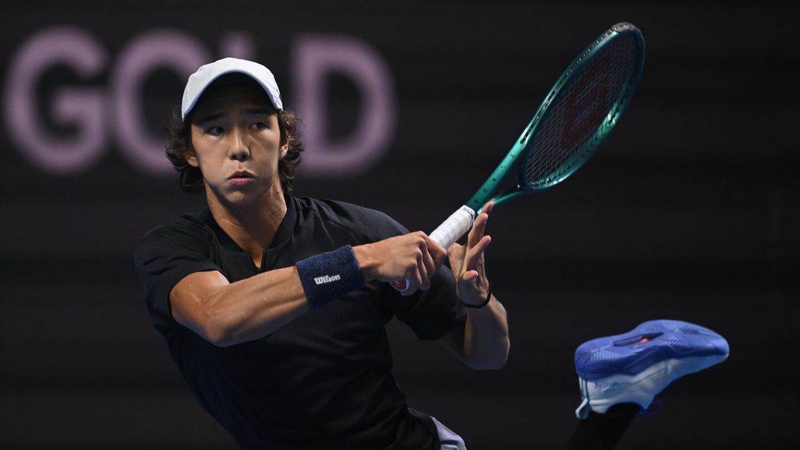 Казахстанский теннисист Амир Омарханов