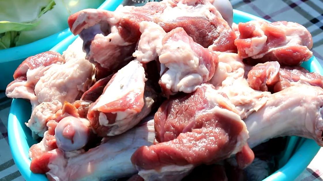 Разделанное мясо баранины