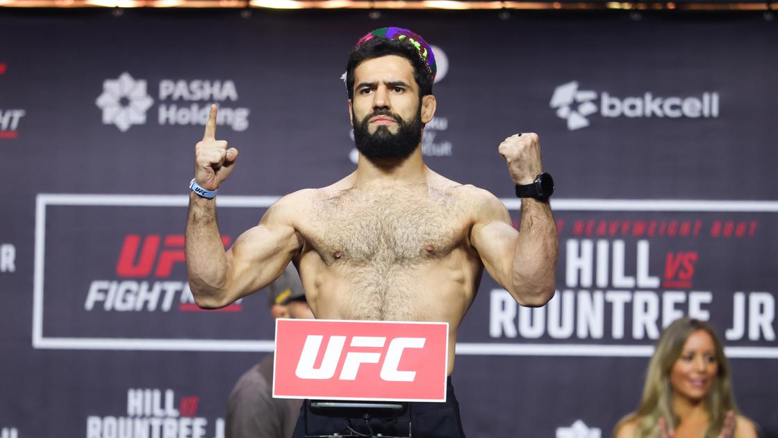 Таджикистанский боец ММА Мухаммад Наимов