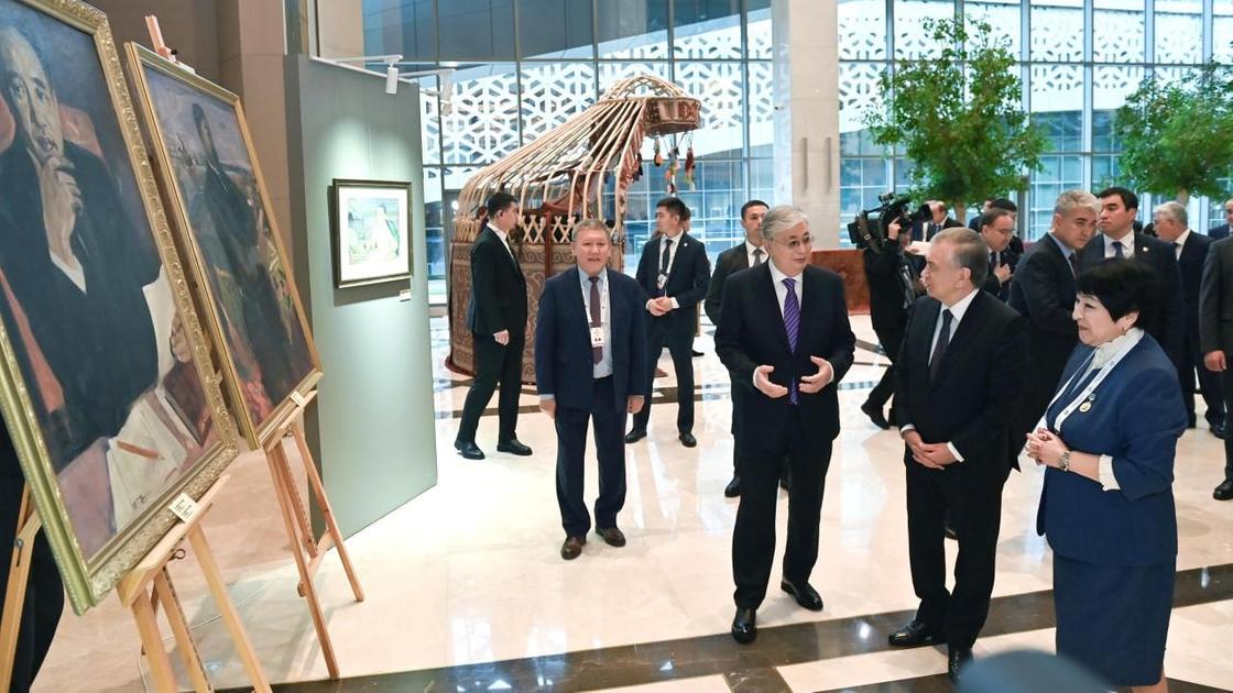 Касым-Жомарт Токаев посетил выставку