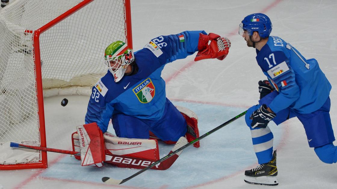 Италия пропускает очередную шайбу от Казахстана