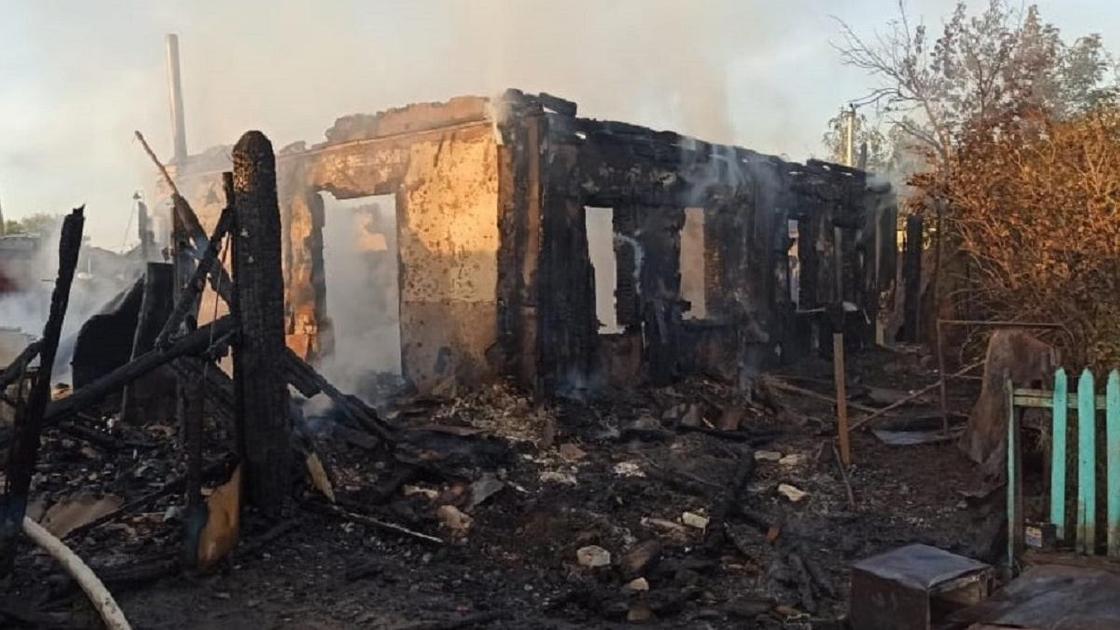 Пожар разрушил дом в СКО