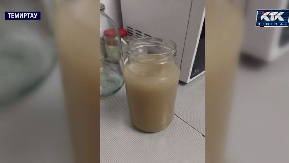 Воду набрали в банку