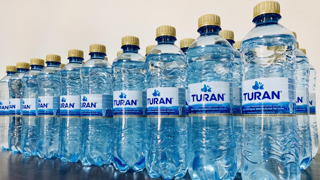 Бутылки с водой Turan
