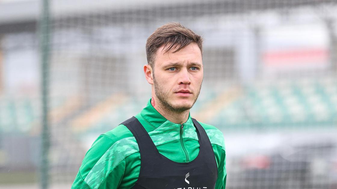 Казахстанский футболист Максим Самородов