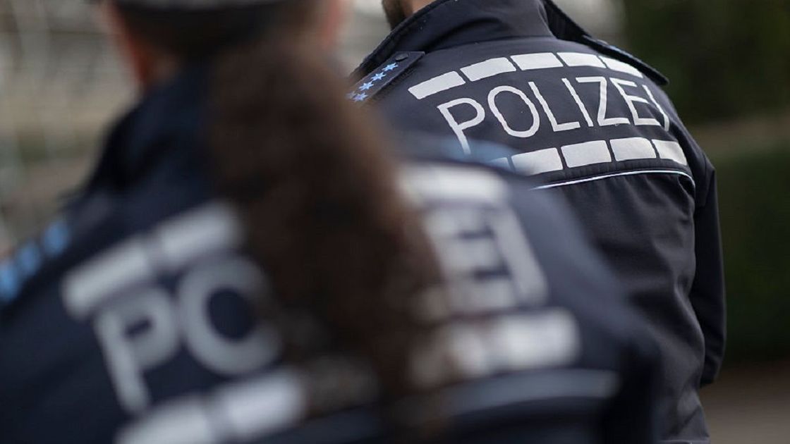 Полицейские