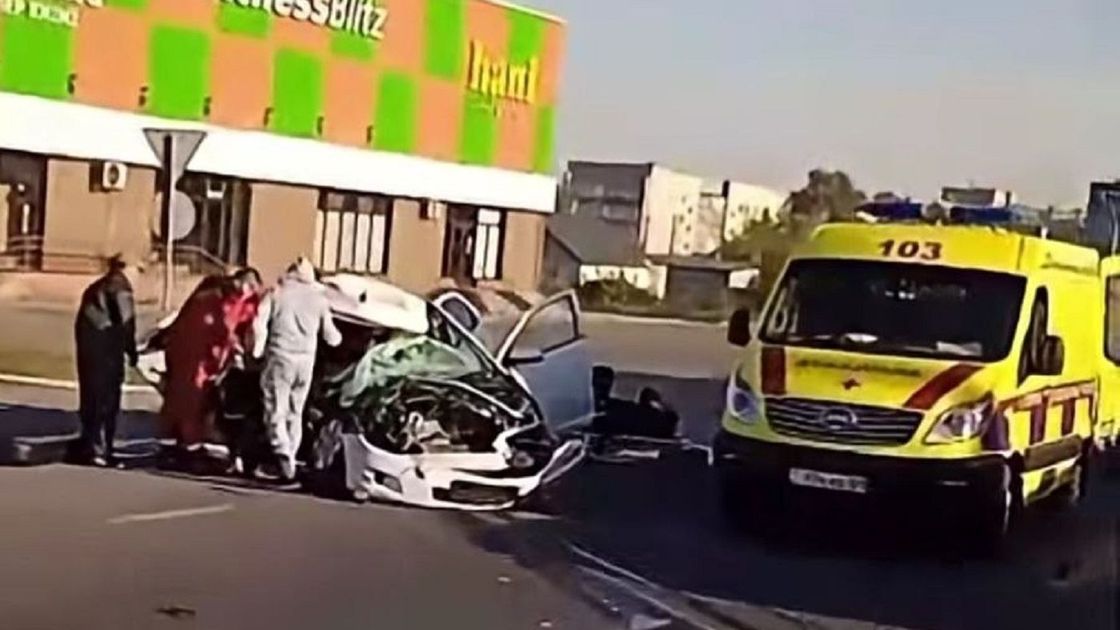 Поврежденный в ДТП автомобиль