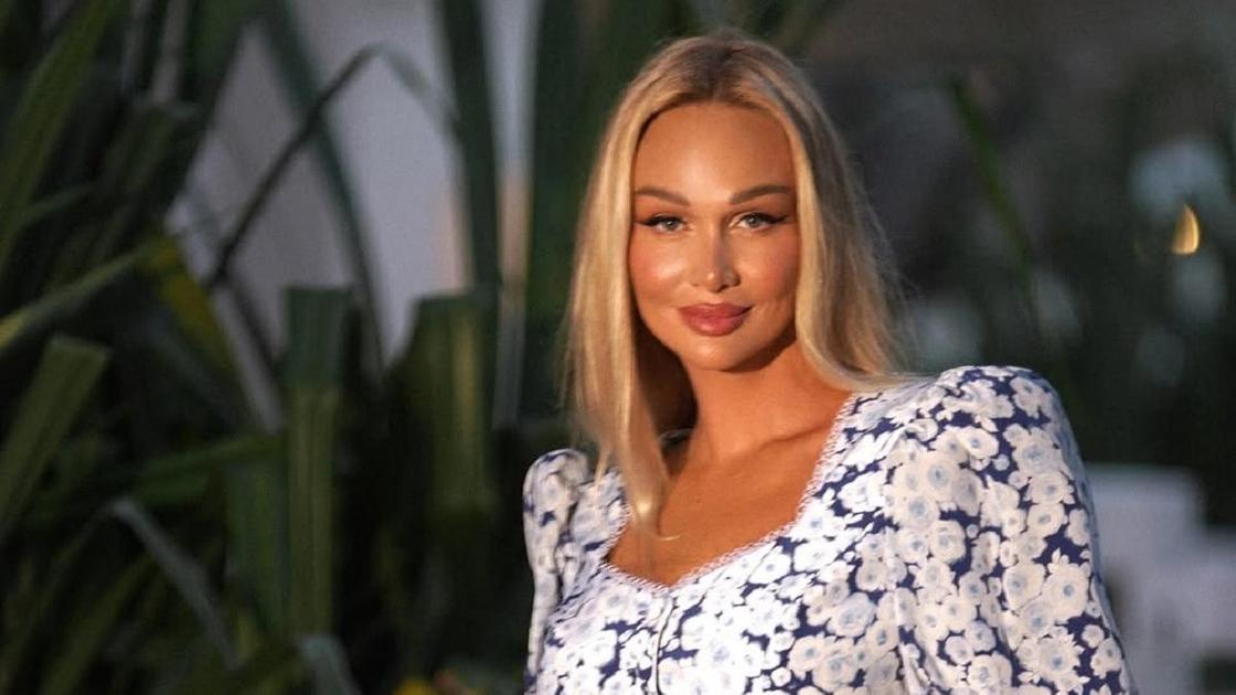 Виктория Лопырева