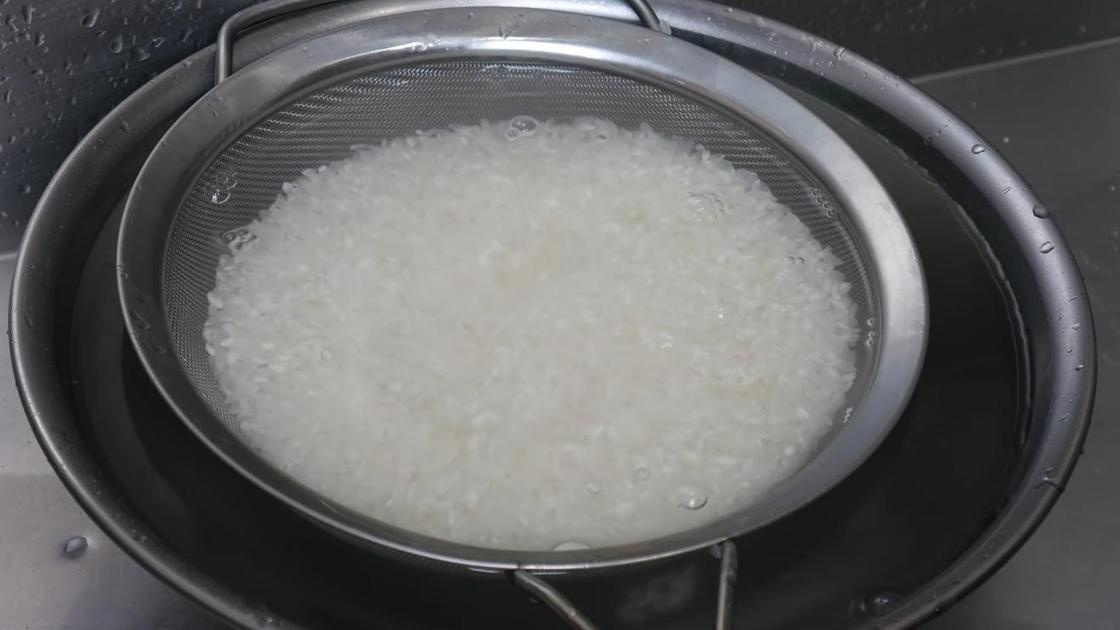 Чисты рис для онигири