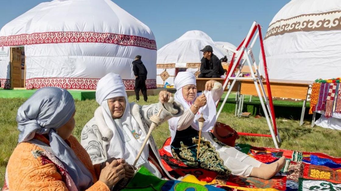 Фестиваль "Қызғалдақ мұра"