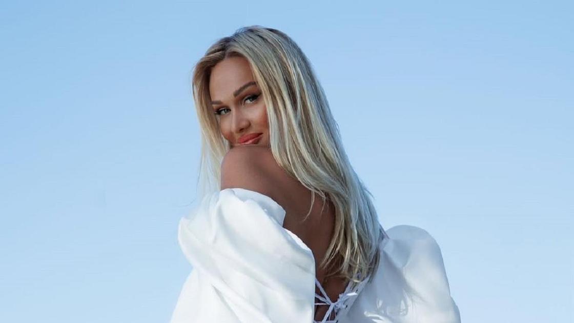 Виктория Лопырева