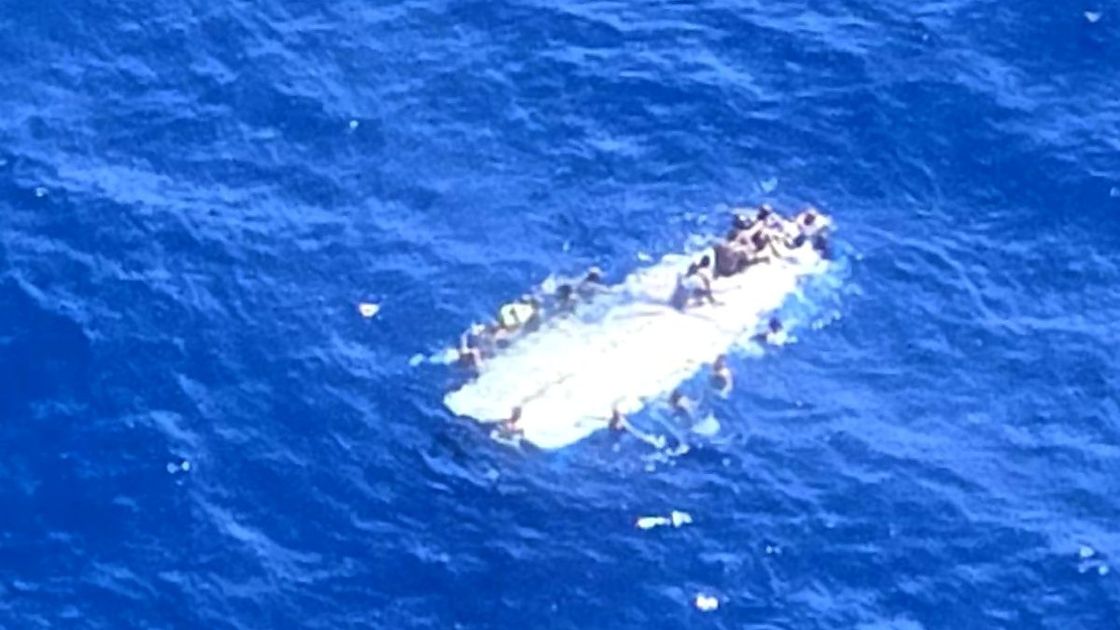 Судно в Карибском море