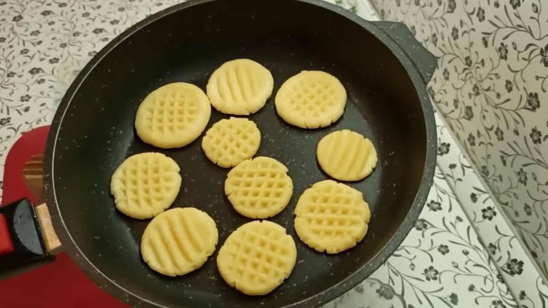 Печенье на сковороде