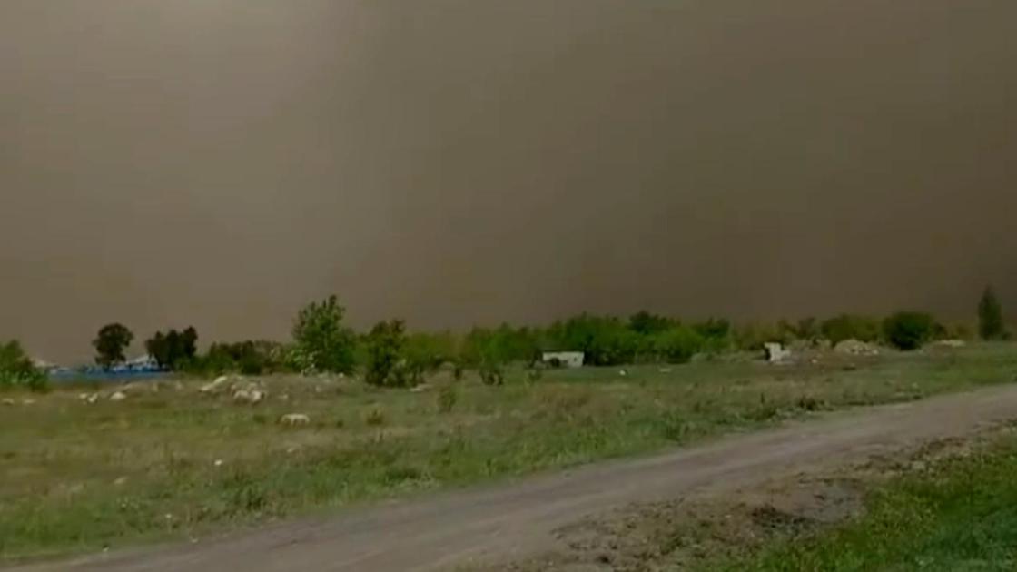 Пыльная буря в Акмолинской области