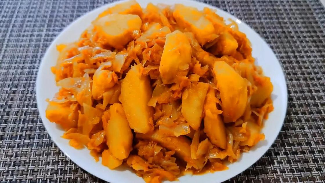Тушеная капуста с картофелем рецепт – Польская кухня: Закуски. «Еда»