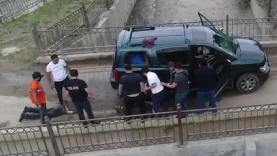 Есірткі сатқандар ұсталды2 Есірткі сатқандар ұсталды2