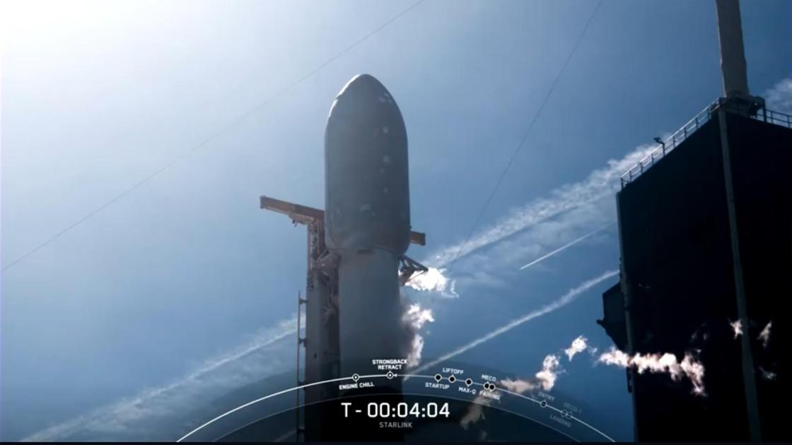 Ракета-носитель Falcon X со спутниками Starlink