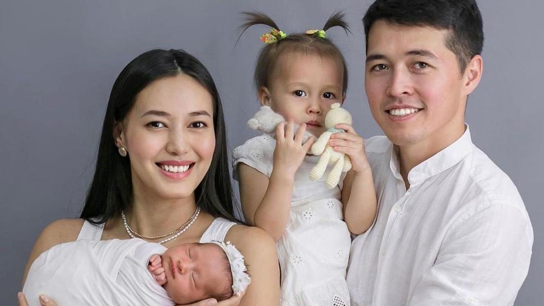 Динара Бактыбаева с семьей