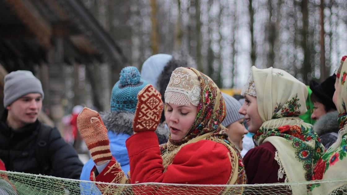 Народное гулянье на Масленицу Народное гулянье на Масленицу