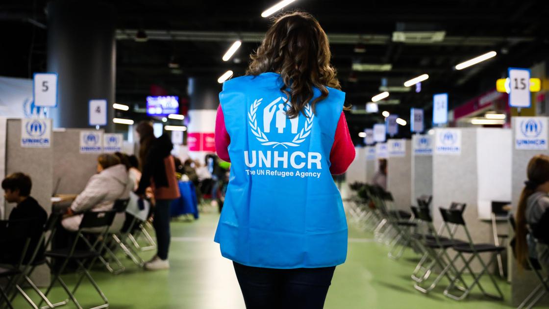 Волонтер ООН в центре для беженцев в Польше