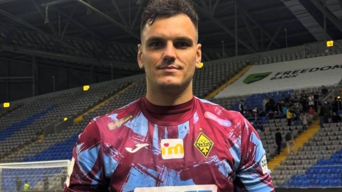 Казахстанский вратарь Александр Заруцкий