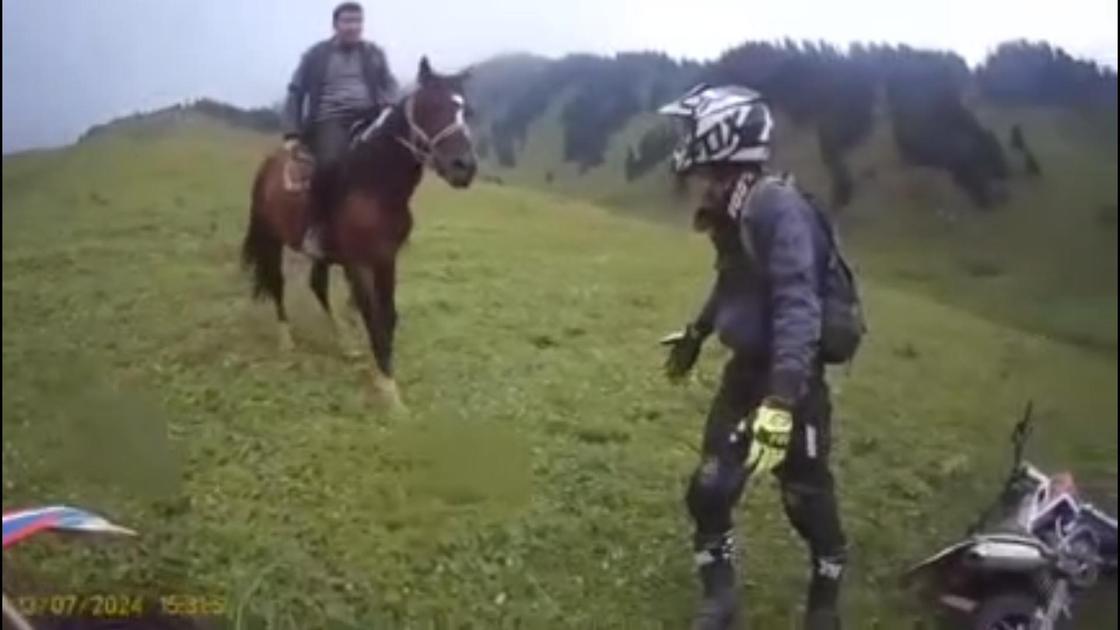 Байкеры и чабаны столкнулись в горах