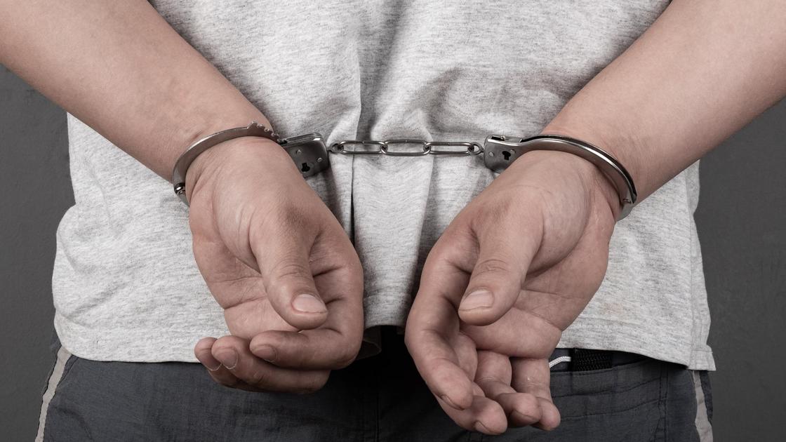 Задержанный мужчина