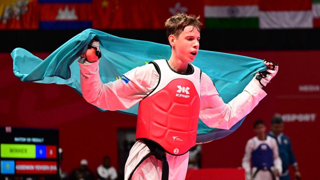 Казахстанский таеквондист Евгений Васенкин