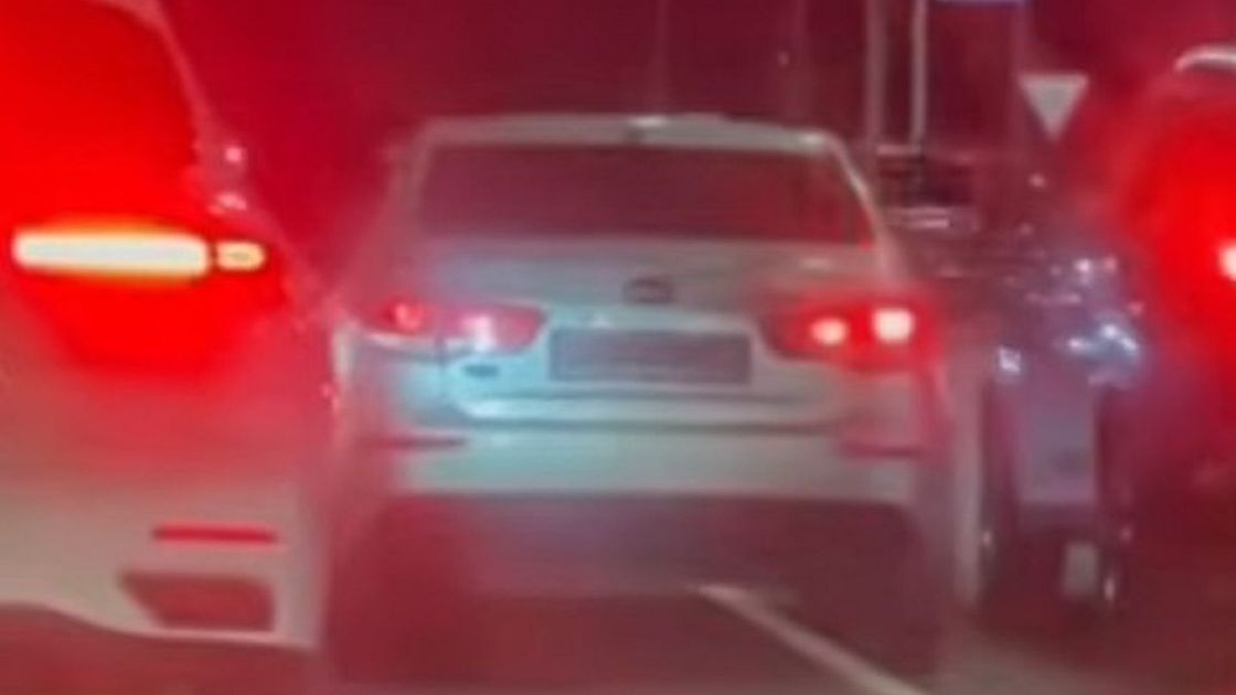 Автомобиль без номера