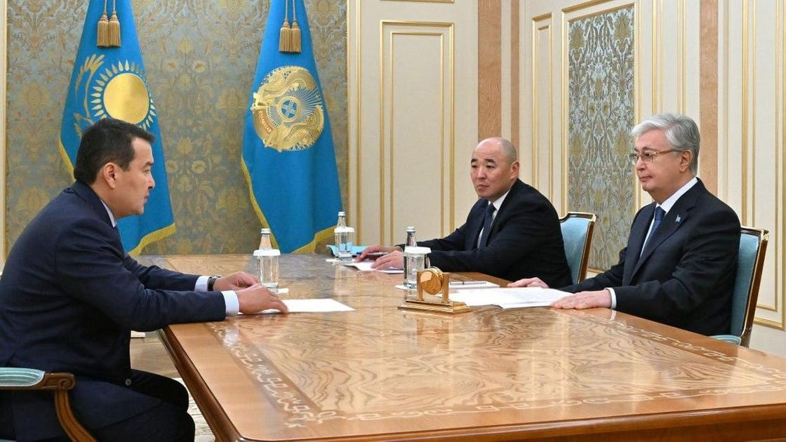 Касым-Жомарт Токаев и Алихан Смаилов