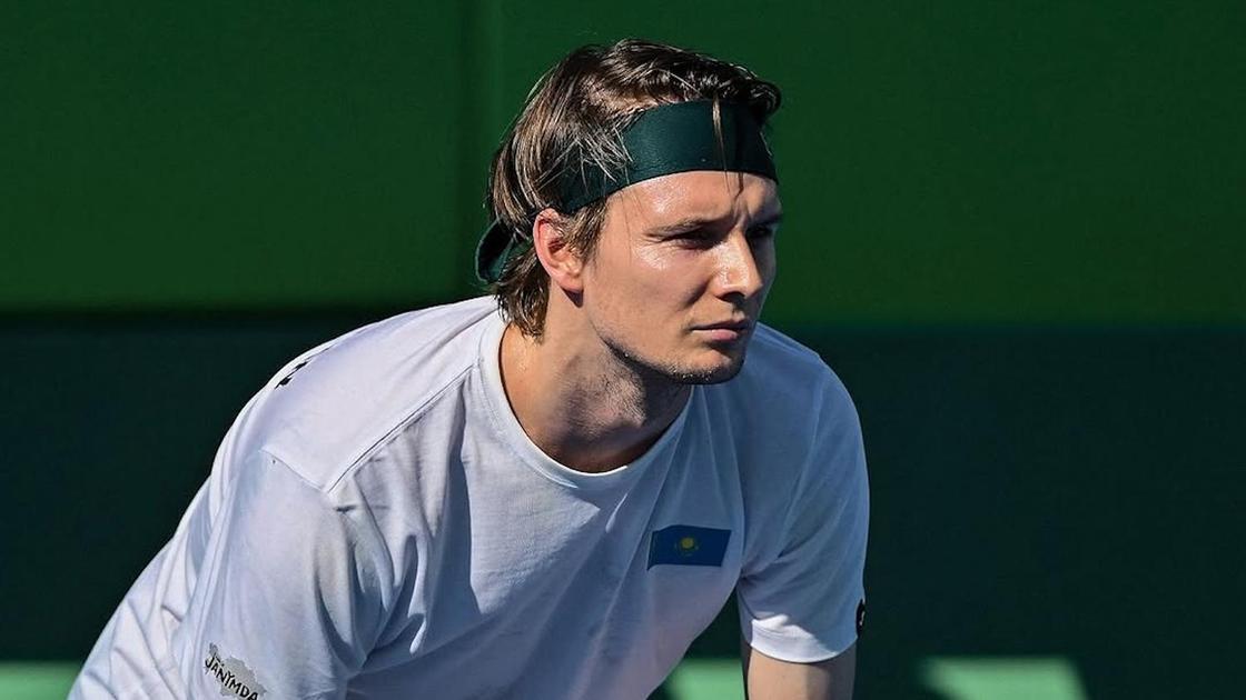 Казахстанский теннисист Александр Бублик