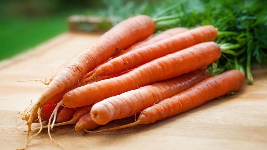 Морковь на доске