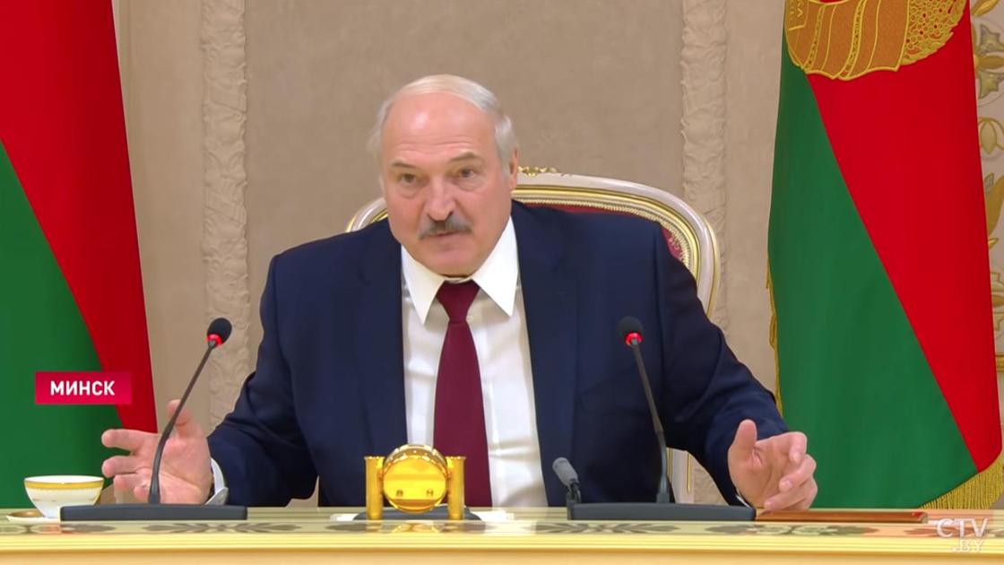 Александр Лукашенко на встрече с журналистами