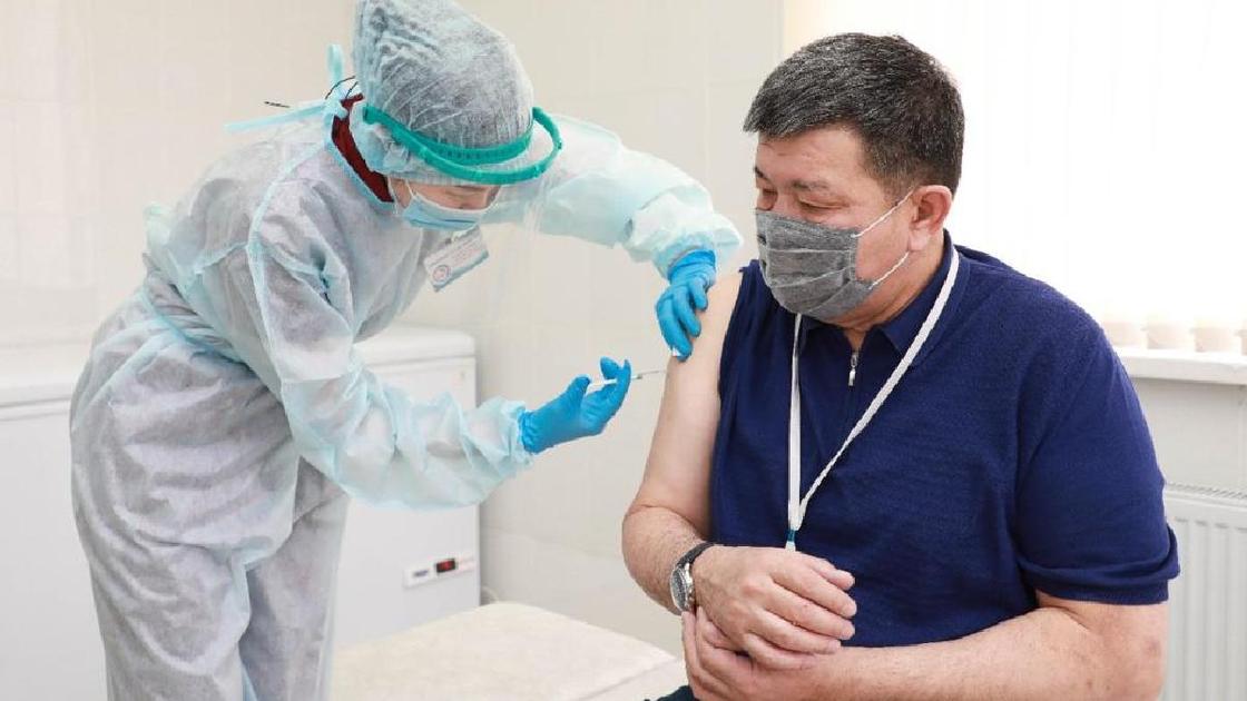 Махамбет Досмухамбетов