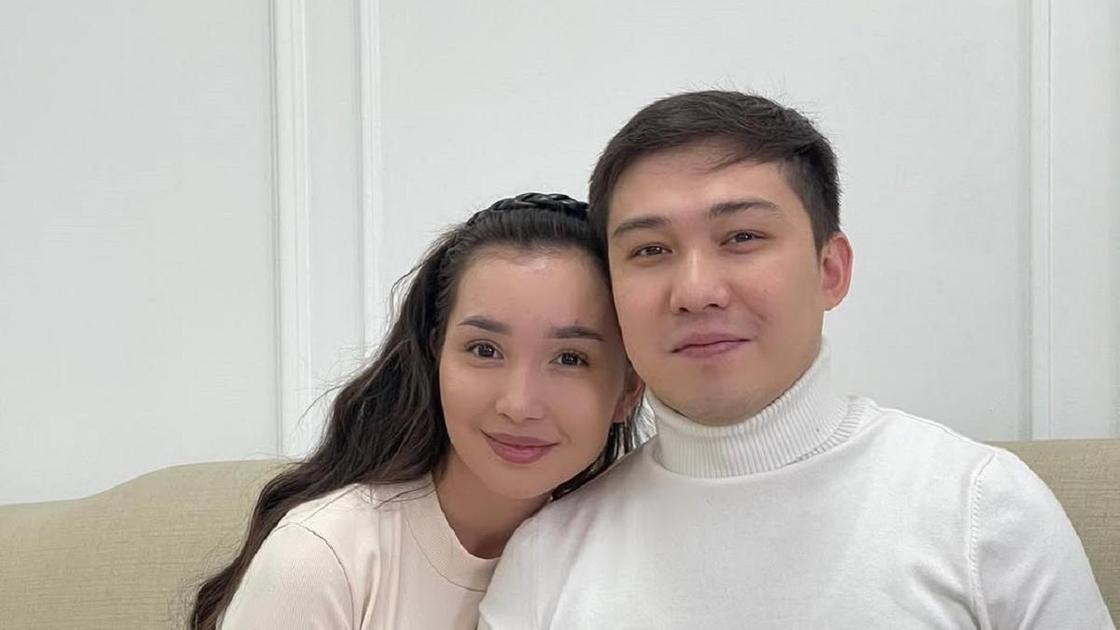 Артур Толепов с супругой