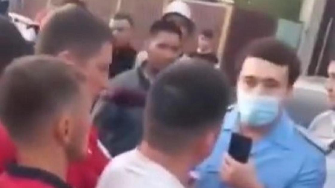 Родственники погибшего в Туркестанской области