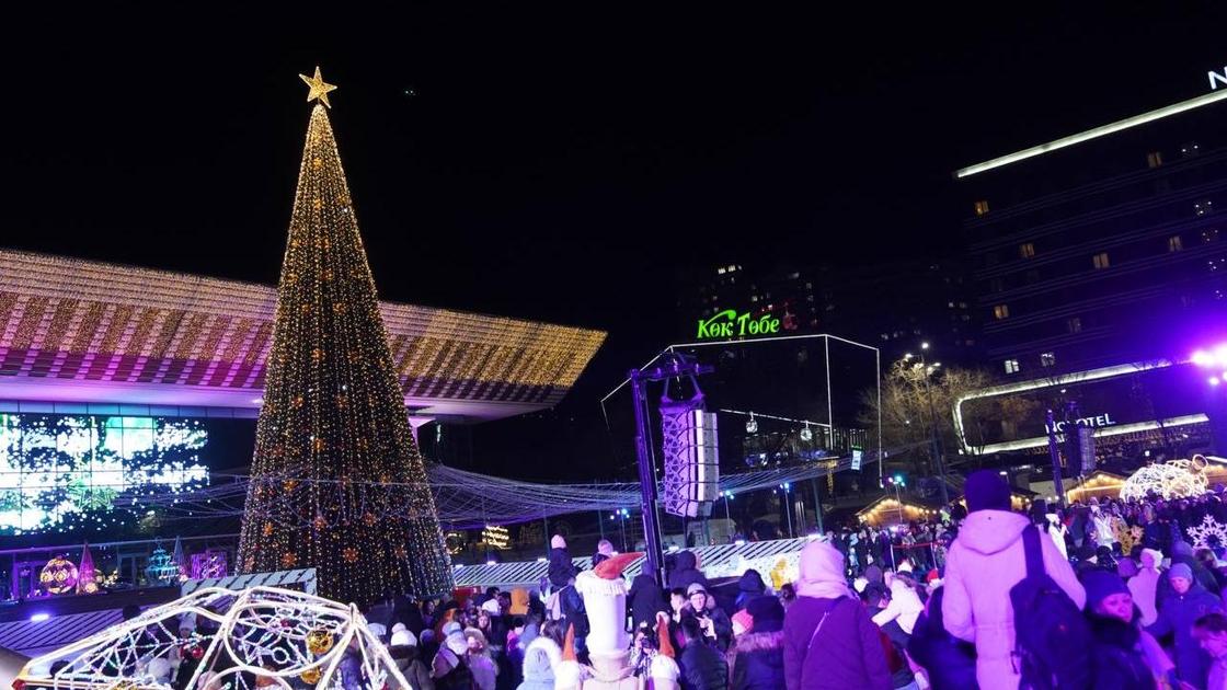 Главная елка Алматы