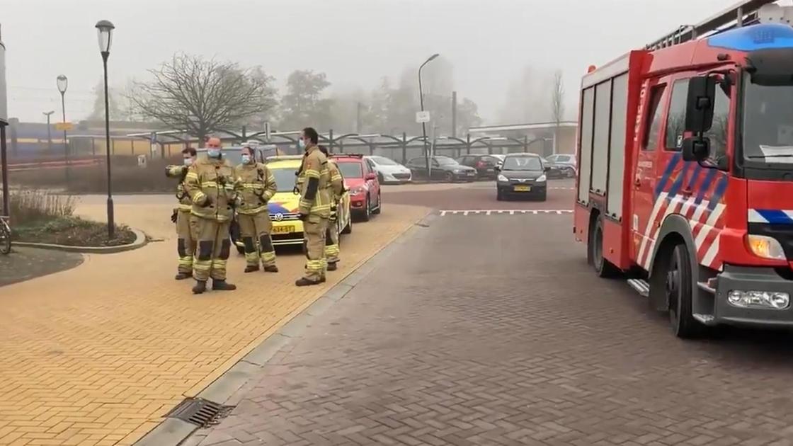 Пожарные на месте взрыва в Нидерландах