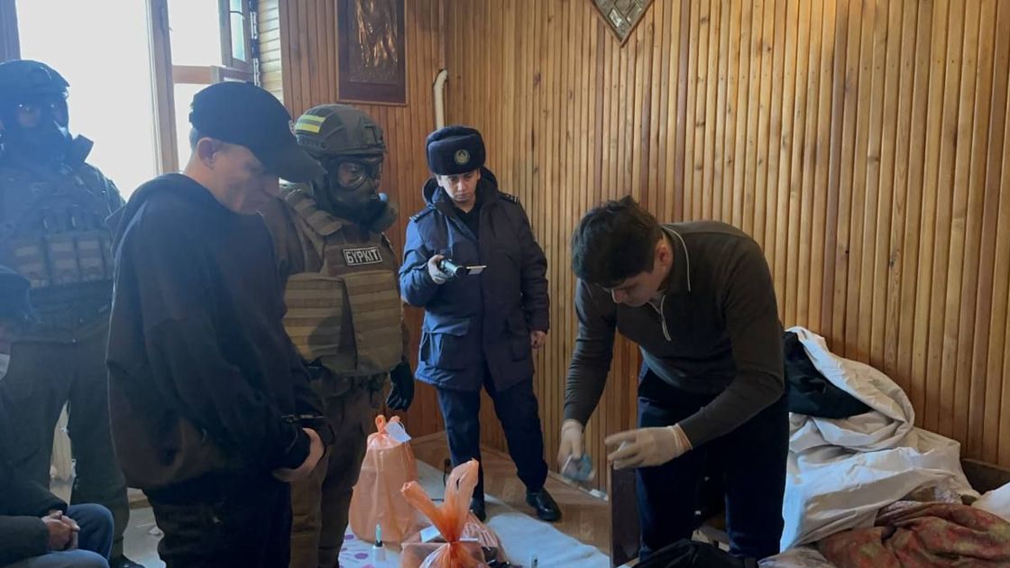 Обыск на даче