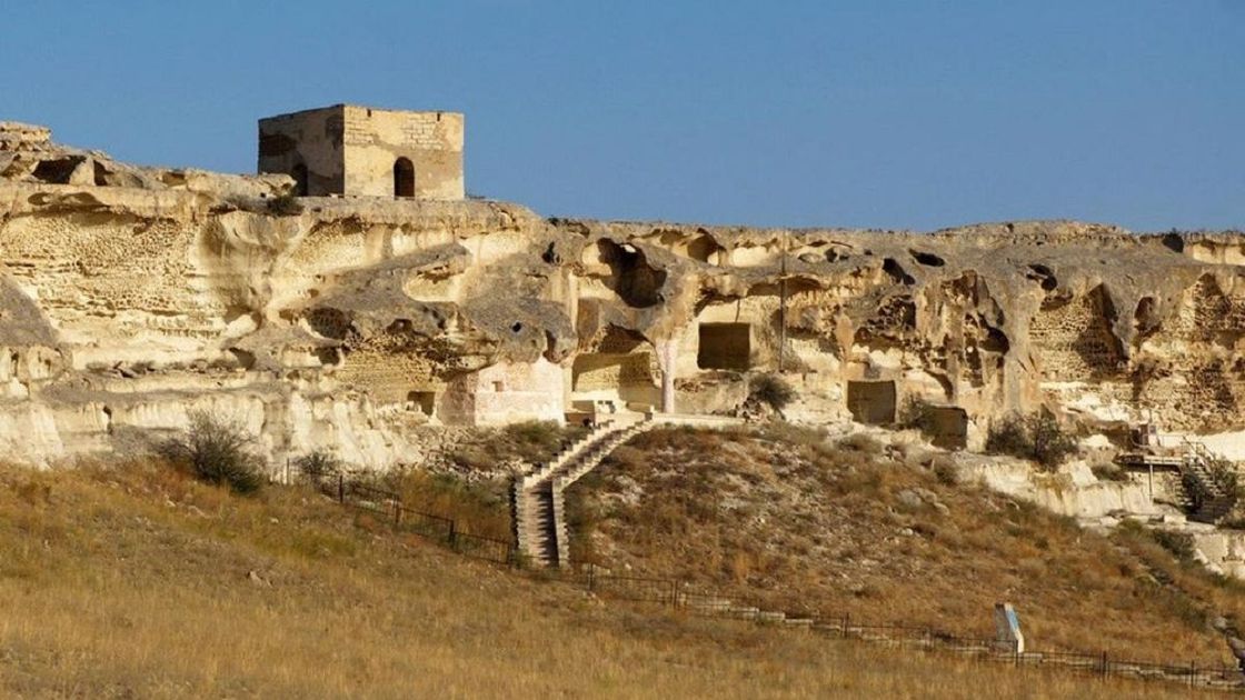Скальная мечеть