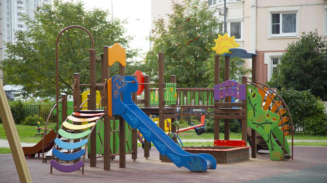 Иллюстративное фото детской площадки